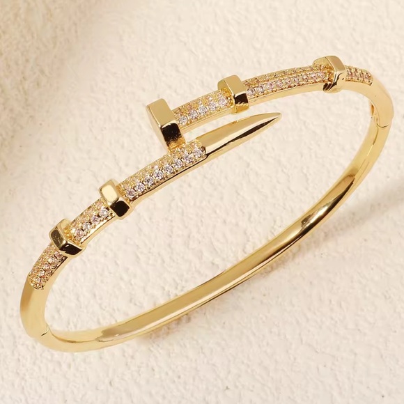 Just Un Clou Nail Gold Crystal Elegant Bracelet - Picture 1 of 13